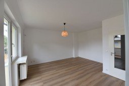 Hauptbild Top sanierte Wohnung für Studenten, Singles oder Paare